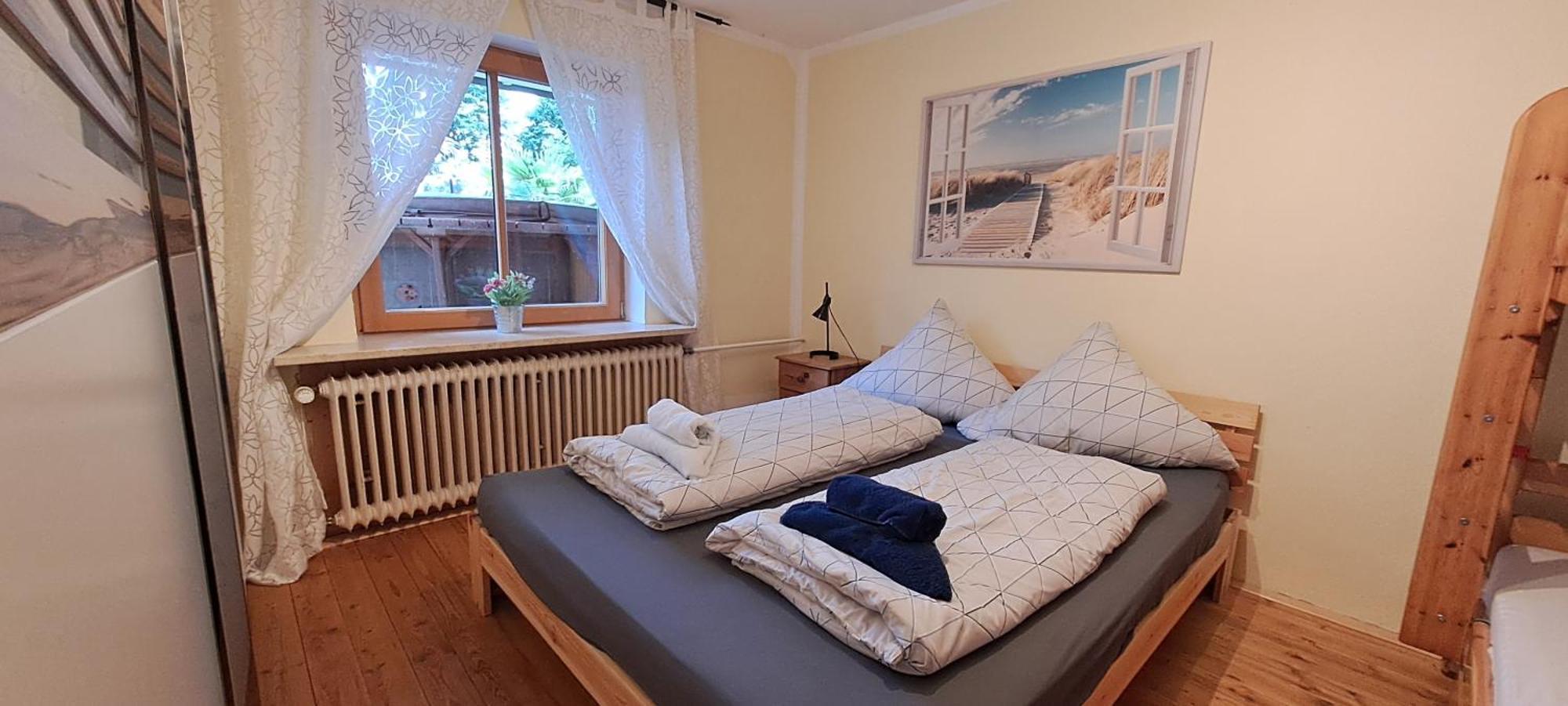 Helle Souterrainwohnung Naehe Flughafen, Landshut Und Muenchen 1 Bis 5 Personen Bruckberg Ngoại thất bức ảnh